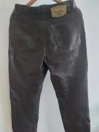 Pantalón de piel mujer marrón