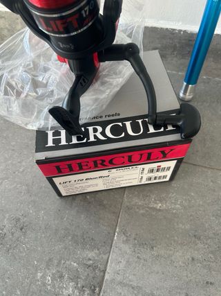 Caña de pescar y carrete HERCULy