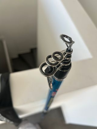 Caña de pescar y carrete HERCULy