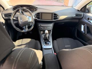 Peugeot 308 2014