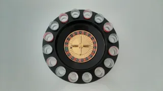 Roulette alcolica con bicchierini