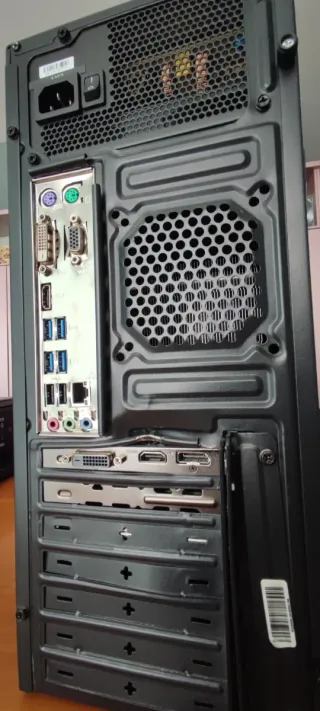 Ordenador Intel i7, 32GB RAM, Geforce RTX 2060