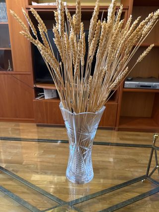 Jarrón de cristal tallado