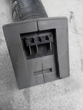 Smerigliatrice angolare ENKHO a batteria