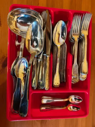 Posate antiche in metallo argentato