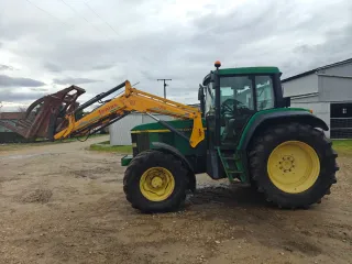 Tractor John Deere 6810 con pala Tenías B3 300