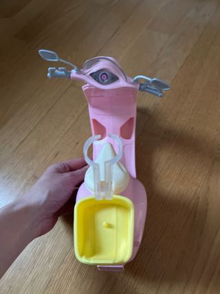 Moto Barbie Rosa y Amarilla