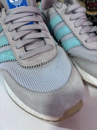 Zapatillas Adidas Gris y Turquesa