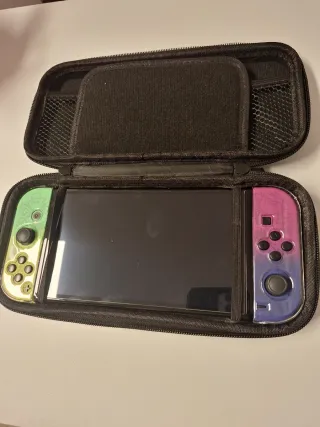 Nintendo Switch Verde y Morado
