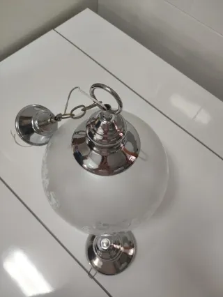 Lámpara globo antigua cristal y metal