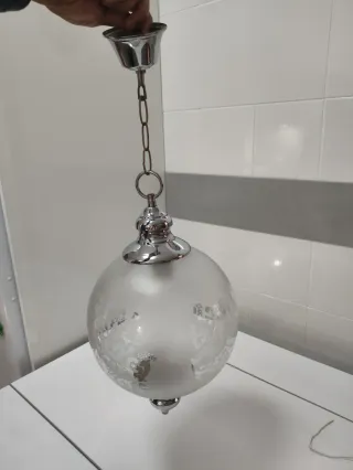 Lámpara globo antigua cristal y metal