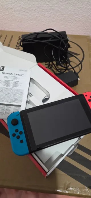 Nintendo Switch Azul y Naranja