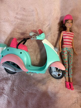 Moto Barbie con Muñeca