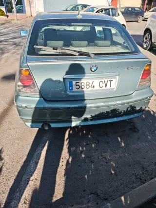 BMW compact 320td