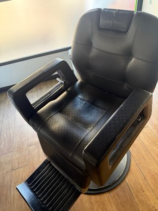 Sillón de barbería marrón precio negociable