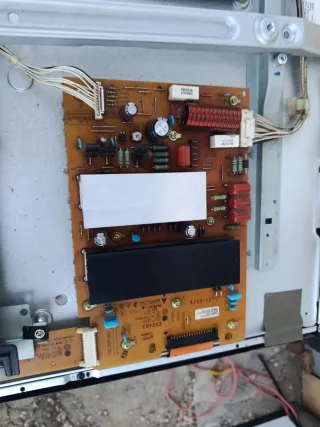 Scheda TV LG 42PJ350