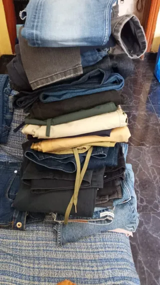 Pantalones varias marcas mango,zara etc