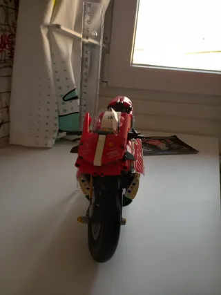 Moto Compatible Lego Technic Ducati V4