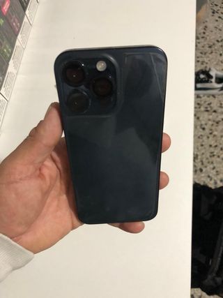 iPhone 15 Pro Max Azul