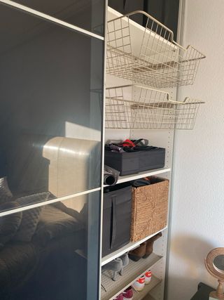 Armario puertas correderas Ikea, incluye accesorio