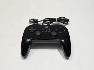 1 Nintendo Wii Oficial Mando Clasico Pro - Negro