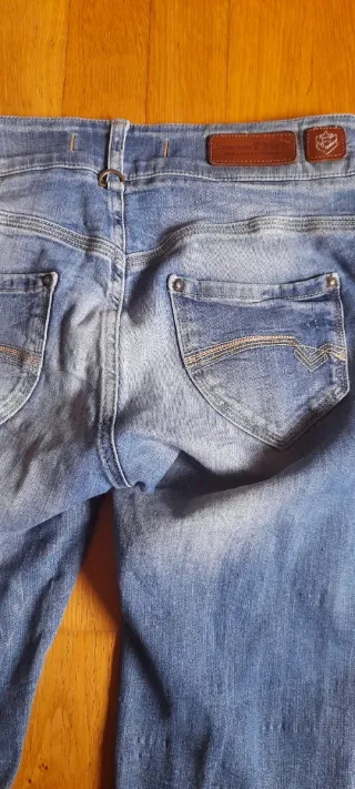 Pantalones vaqueros talla W28 L34