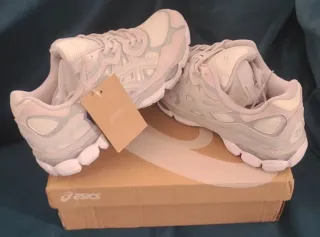 Asics Gel NYC Talla 43 Gris Blanco