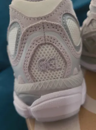 Asics Gel NYC Talla 43 Gris Blanco