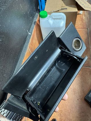 Cenicero y USB para Opel Astra G
