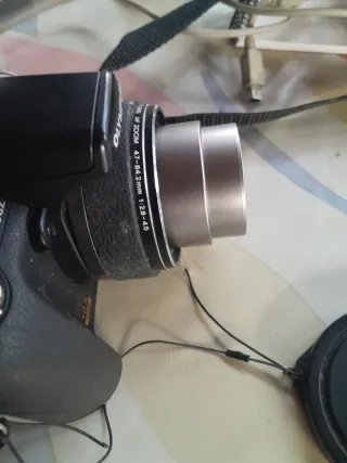 Cámara Olympus SP-560UZ Negra