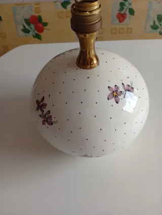 Lámpara de mesa cerámica antigua