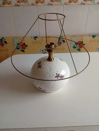 Lámpara de mesa cerámica antigua