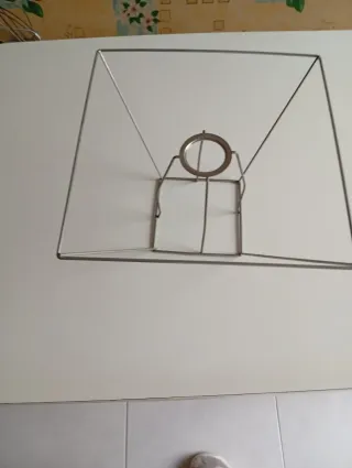 Lámpara de mesa cerámica antigua