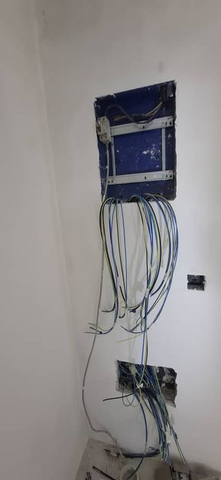 servicios de reformas y mantenimientos ..