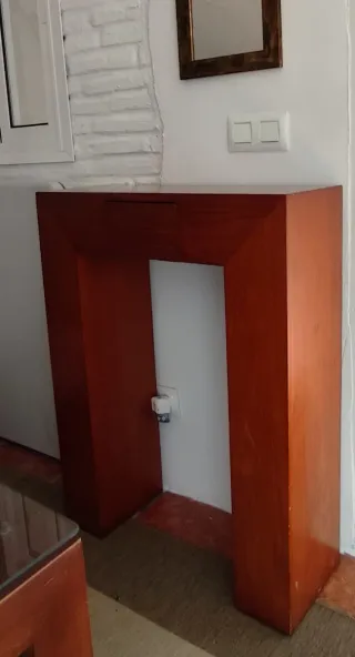 Entradita / Aparador de madera