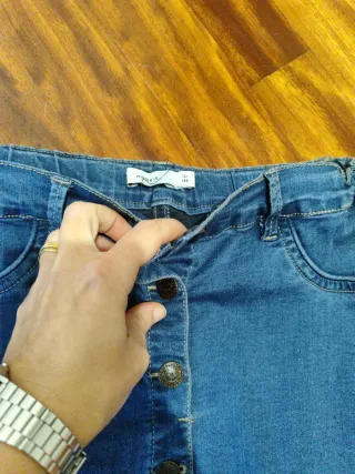 Falda vaquera con botones