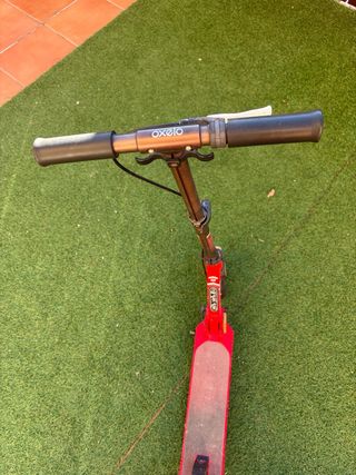 Patinete Oxelo MID9 Rojo con Pata de Cabra