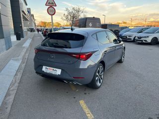 SEAT Nuevo León 1.5 TSI e-Hybrid 150kW DSG-6 FR XXL