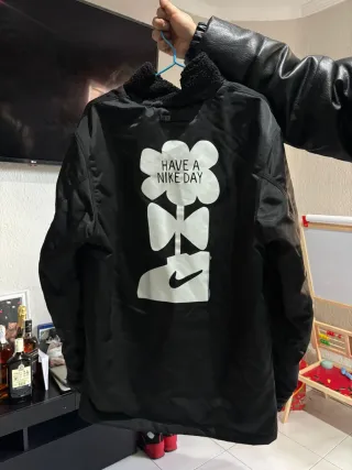 Chaqueta Emporio Armani EA7 Negra y Verde