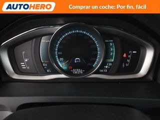 Volvo V60 2.0 D3 R-Design Momentum