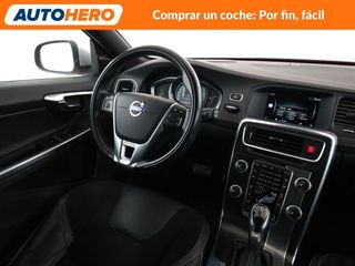Volvo V60 2.0 D3 R-Design Momentum