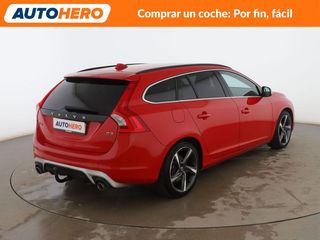 Volvo V60 2.0 D3 R-Design Momentum