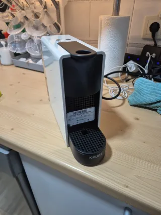 Cafetera Nespresso Krups XN1101REat