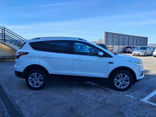 Ford Kuga 1.5 120cv 4x2