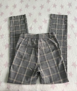 Pantalones de vestir grises a cuadros