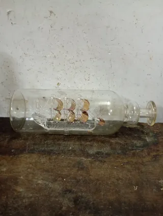 LIQUIDACIÓN 2026 Botella cristal barco vintage