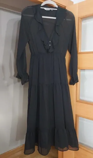 Vestido Zara negro volantes largo