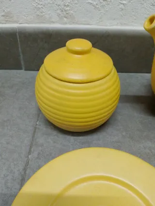 Juego de té amarillo cerámica
