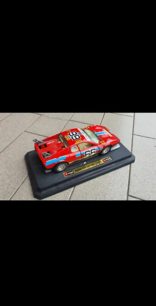 Vendo modellino ferrari BB 512 Burago 1:24