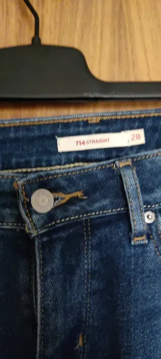 Pantalón Levis vaquero talla 28 foto